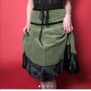 Amazing green midi skirt??????